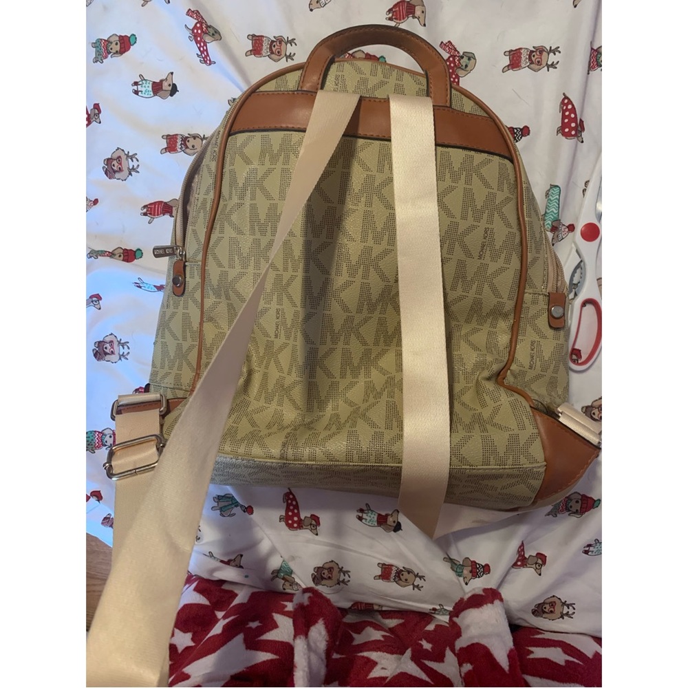 Micheal kors book bag